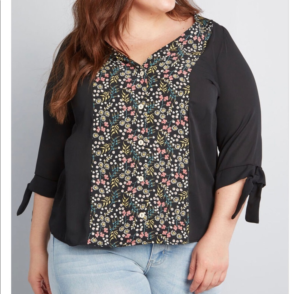 💫ModCloth Splendid Inset Button-Up Blouse💫